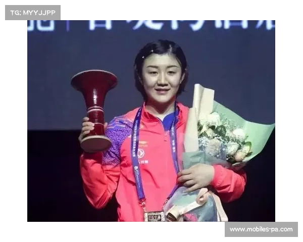 陈梦庆祝胜利感恩团队支持 共同奋斗成就辉煌时刻 陈梦庆祝胜利感恩团队支持 共同奋斗成就辉煌时刻