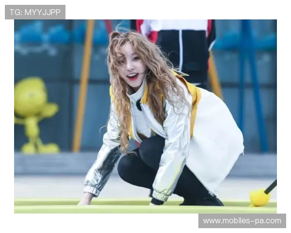 宋雨琦回应参加跑男受伤事件展现大家庭温馨关怀与团队精神 宋雨琦回应参加跑男受伤事件展现大家庭温馨关怀与团队精神